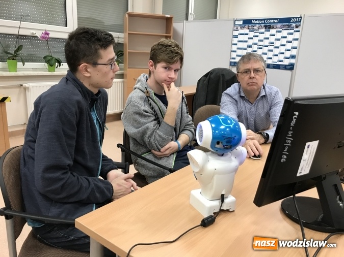 Zdjęcie w galerii na portalu naszwodzislaw.com: Francuzi kształcili uczniów z PCKZiU  wiadomości z regionu