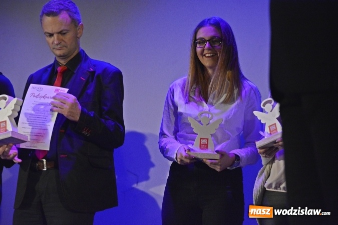 Zdjęcie w galerii na portalu naszwodzislaw.com: Gala Szlachetnej Paczki w WCK  wiadomości z regionu