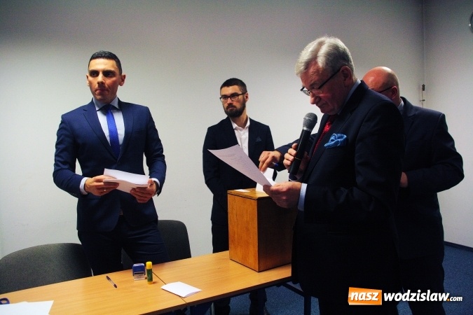 Zdjęcie w galerii na portalu naszwodzislaw.com: Zmiany w powiecie. Danuta Maćkowska nowym wicestarostą  wiadomości z regionu