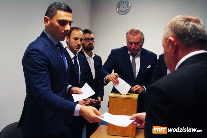 Zdjęcie w galerii na portalu naszwodzislaw.com: Zmiany w powiecie. Danuta Maćkowska nowym wicestarostą  wiadomości z regionu