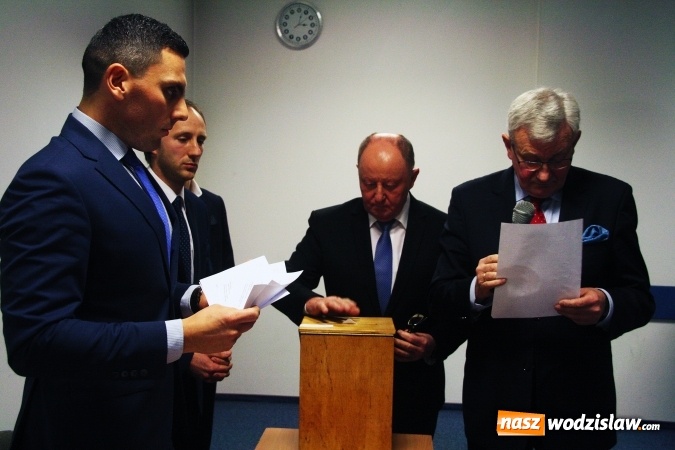 Zdjęcie w galerii na portalu naszwodzislaw.com: Zmiany w powiecie. Danuta Maćkowska nowym wicestarostą  wiadomości z regionu