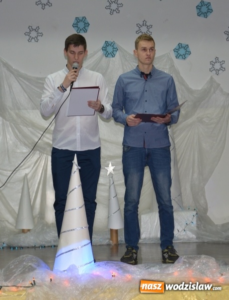 Zdjęcie w galerii na portalu naszwodzislaw.com: ZSP Pszów: Gorąco i radośnie podczas szkolnych jasełek  wiadomości z regionu