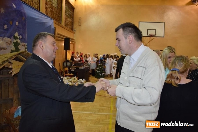 Zdjęcie w galerii na portalu naszwodzislaw.com: Spotkanie opłatkowe dla osób niepełnosprawnych i osób samotnych w Mszanie wiadomości z regionu