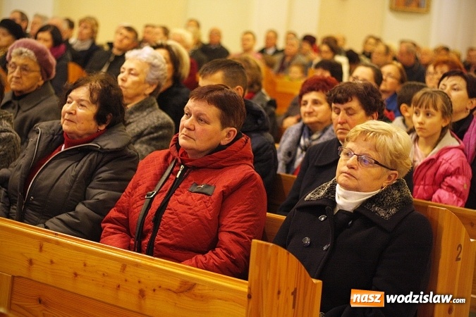 Zdjęcie w galerii na portalu naszwodzislaw.com: Klimatyczny koncert w Zawadzie. Zabrzmiały znane kolędy i pastorałki  wiadomości z regionu