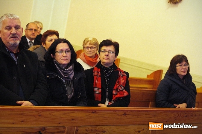 Zdjęcie w galerii na portalu naszwodzislaw.com: Klimatyczny koncert w Zawadzie. Zabrzmiały znane kolędy i pastorałki  wiadomości z regionu