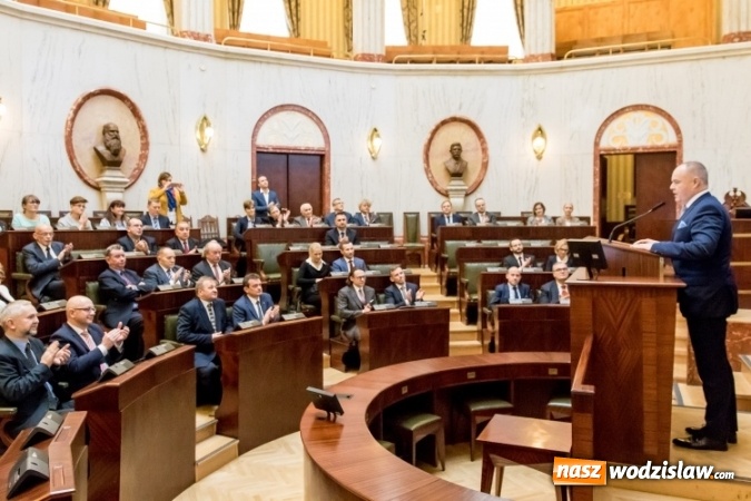 Zdjęcie w galerii na portalu naszwodzislaw.com: Śląskie stawia na medyczną specjalizację  wiadomości z regionu