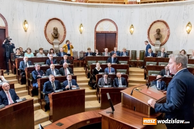 Zdjęcie w galerii na portalu naszwodzislaw.com: Śląskie stawia na medyczną specjalizację  wiadomości z regionu
