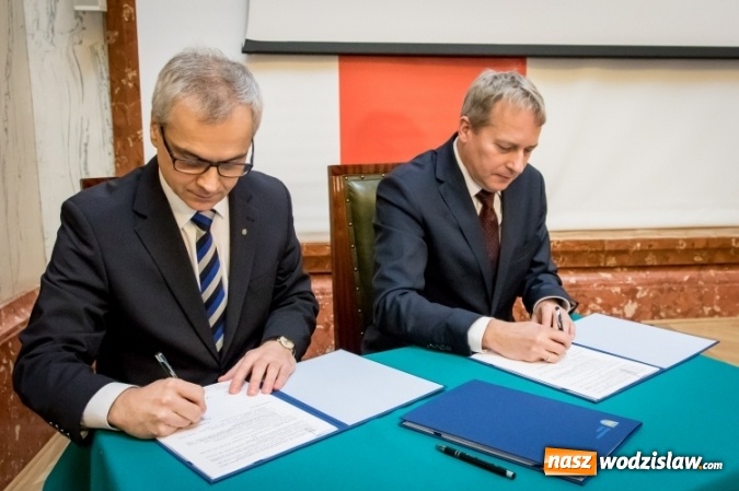 Zdjęcie w galerii na portalu naszwodzislaw.com: Śląskie stawia na medyczną specjalizację  wiadomości z regionu