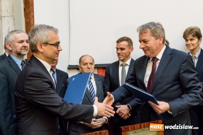 Zdjęcie w galerii na portalu naszwodzislaw.com: Śląskie stawia na medyczną specjalizację  wiadomości z regionu