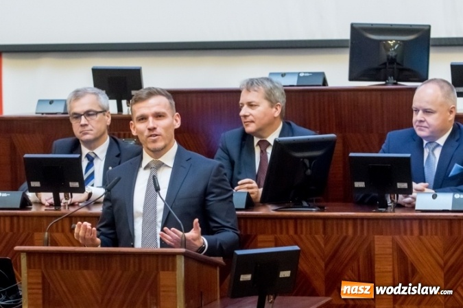 Zdjęcie w galerii na portalu naszwodzislaw.com: Śląskie stawia na medyczną specjalizację  wiadomości z regionu