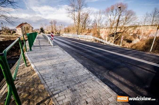 Zdjęcie w galerii na portalu naszwodzislaw.com: Godów: Przebudowa mostu drogowego zakończona. Inwestycja kosztowała ponad 840 tys. złotych  wiadomości z regionu