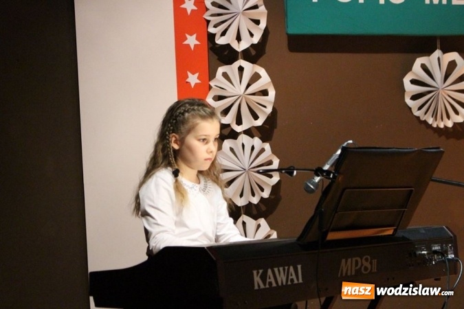 Zdjęcie w galerii na portalu naszwodzislaw.com: Piękny koncert pianistyczny w Czyżowicach  wiadomości z regionu