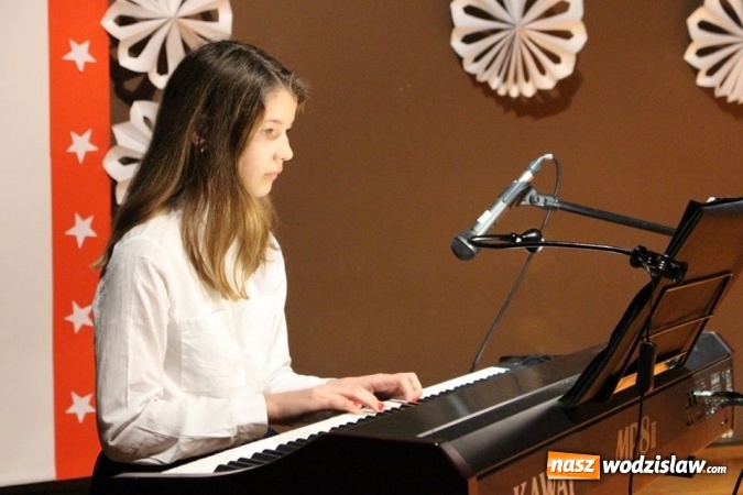 Zdjęcie w galerii na portalu naszwodzislaw.com: Piękny koncert pianistyczny w Czyżowicach  wiadomości z regionu