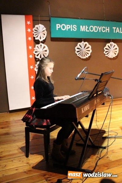 Zdjęcie w galerii na portalu naszwodzislaw.com: Piękny koncert pianistyczny w Czyżowicach  wiadomości z regionu