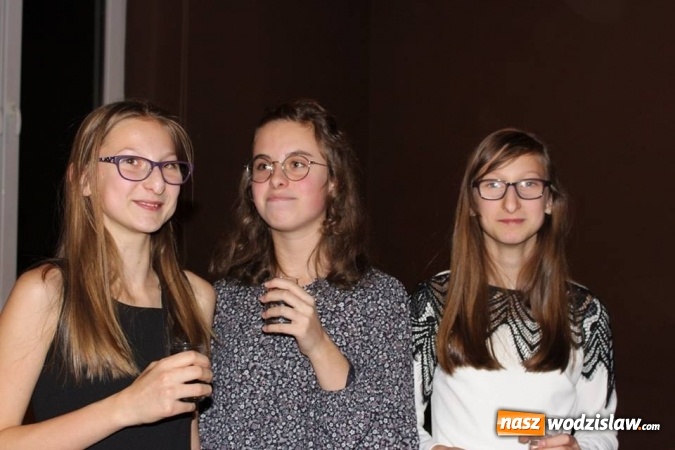 Zdjęcie w galerii na portalu naszwodzislaw.com: Piękny koncert pianistyczny w Czyżowicach  wiadomości z regionu