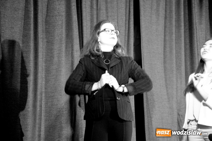 Zdjęcie w galerii na portalu naszwodzislaw.com: O niebo lepsze. Za nami jasełka charytatywne w Pszowie. [FOTORELACJA] wiadomości z regionu