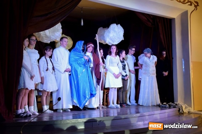 Zdjęcie w galerii na portalu naszwodzislaw.com: O niebo lepsze. Za nami jasełka charytatywne w Pszowie. [FOTORELACJA] wiadomości z regionu