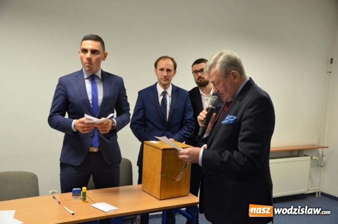 Zdjęcie w galerii na portalu naszwodzislaw.com: Powiat: Budżet na 2018 przyjęty wiadomości z regionu