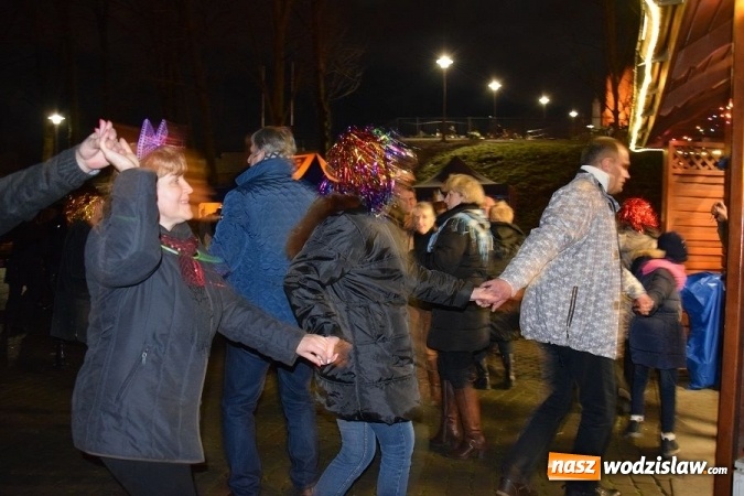 Zdjęcie w galerii na portalu naszwodzislaw.com: Zobacz, jak w Mszanie witali Nowy Rok  wiadomości z regionu