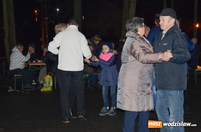 Zdjęcie w galerii na portalu naszwodzislaw.com: Zobacz, jak w Mszanie witali Nowy Rok  wiadomości z regionu