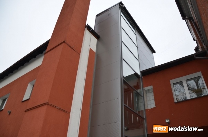 Zdjęcie w galerii na portalu naszwodzislaw.com: Wodzisławski DPS ma nową windę wiadomości z regionu