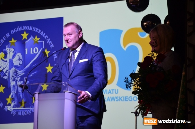 Zdjęcie w galerii na portalu naszwodzislaw.com: Wodzisław: Aula w I LO po remoncie. Dzisiaj została oddana do użytku!  wiadomości z regionu