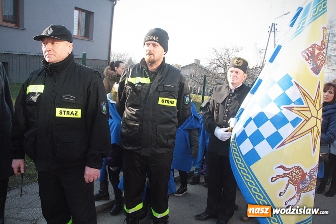 Zdjęcie w galerii na portalu naszwodzislaw.com: Orszak Trzech Króli po raz czwarty w Turzy Śląskiej. [ZDJĘCIA]  wiadomości z regionu
