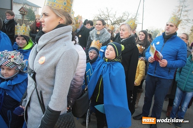 Zdjęcie w galerii na portalu naszwodzislaw.com: Orszak Trzech Króli po raz czwarty w Turzy Śląskiej. [ZDJĘCIA]  wiadomości z regionu