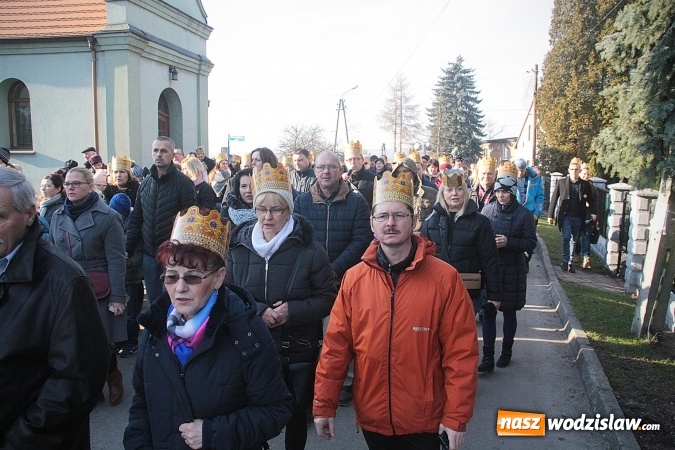 Zdjęcie w galerii na portalu naszwodzislaw.com: Orszak Trzech Króli po raz czwarty w Turzy Śląskiej. [ZDJĘCIA]  wiadomości z regionu