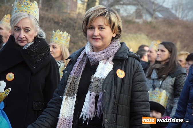 Zdjęcie w galerii na portalu naszwodzislaw.com: Orszak Trzech Króli po raz czwarty w Turzy Śląskiej. [ZDJĘCIA]  wiadomości z regionu