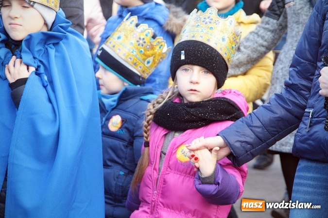 Zdjęcie w galerii na portalu naszwodzislaw.com: Orszak Trzech Króli po raz czwarty w Turzy Śląskiej. [ZDJĘCIA]  wiadomości z regionu