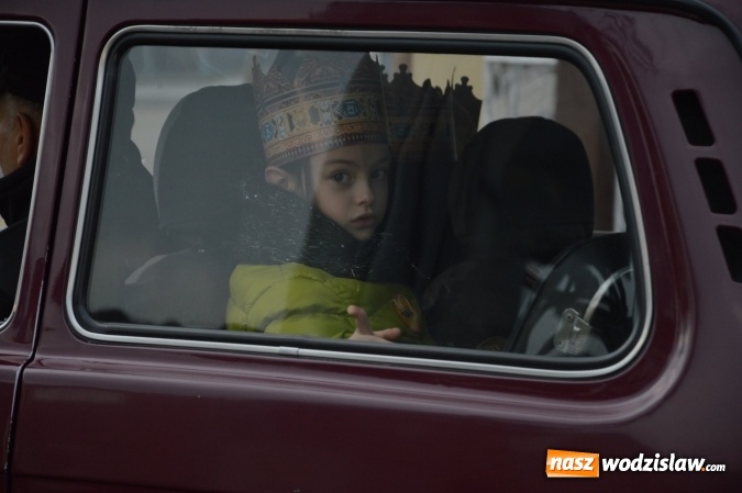 Zdjęcie w galerii na portalu naszwodzislaw.com: Barwny Orszak Trzech Króli w Bluszczowie  wiadomości z regionu