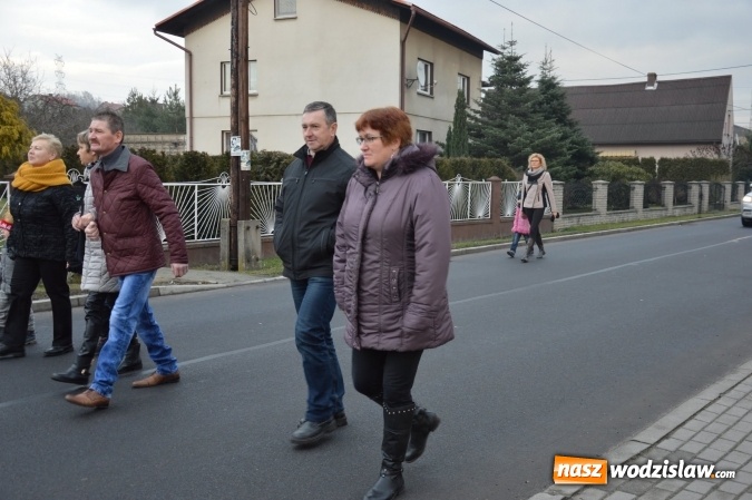 Zdjęcie w galerii na portalu naszwodzislaw.com: Barwny Orszak Trzech Króli w Bluszczowie  wiadomości z regionu