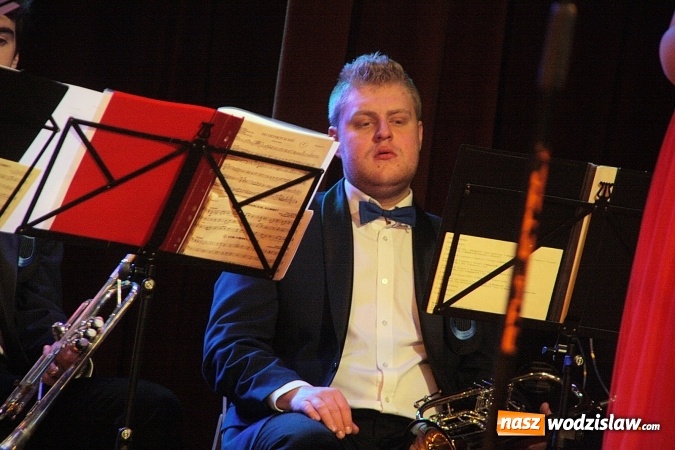 Zdjęcie w galerii na portalu naszwodzislaw.com: Pszów: Zagrali dla 3-letniego chłopca chorującego na ostrą białaczkę limfoblastyczną  wiadomości z regionu