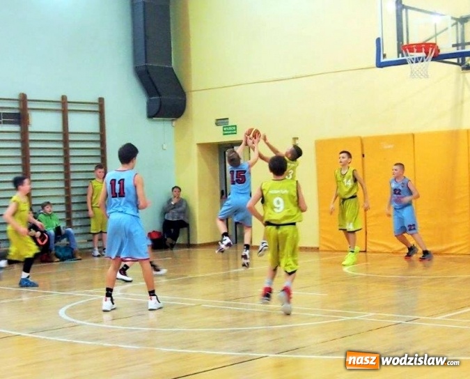 Zdjęcie w galerii na portalu naszwodzislaw.com: Mamy to! Wyjazdowe zwycięstwo koszykarzy MKS Wodzisław w Tychach wiadomości z regionu