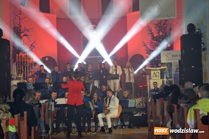 Zdjęcie w galerii na portalu naszwodzislaw.com: Koncert Świąteczno-Noworoczny w Połomi wiadomości z regionu
