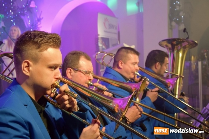 Zdjęcie w galerii na portalu naszwodzislaw.com: Koncert Świąteczno-Noworoczny w Połomi wiadomości z regionu