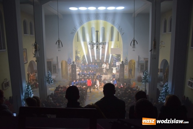 Zdjęcie w galerii na portalu naszwodzislaw.com: Koncert Świąteczno-Noworoczny w Połomi wiadomości z regionu
