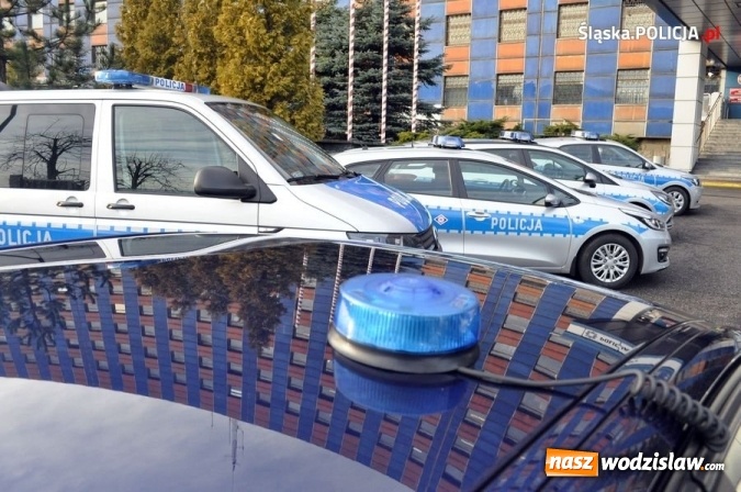 Zdjęcie w galerii na portalu naszwodzislaw.com: Od polonezów do szybkich BMW 330i z wideorejestratorem. Śląska policja pokazała swoje wozy  wiadomości z regionu