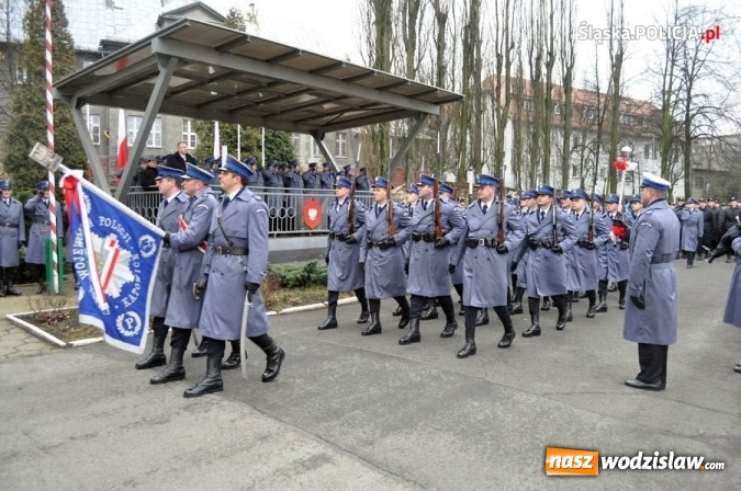 Zdjęcie w galerii na portalu naszwodzislaw.com: Śląski garnizon policji ma 217 nowych stróżów prawa wiadomości z regionu