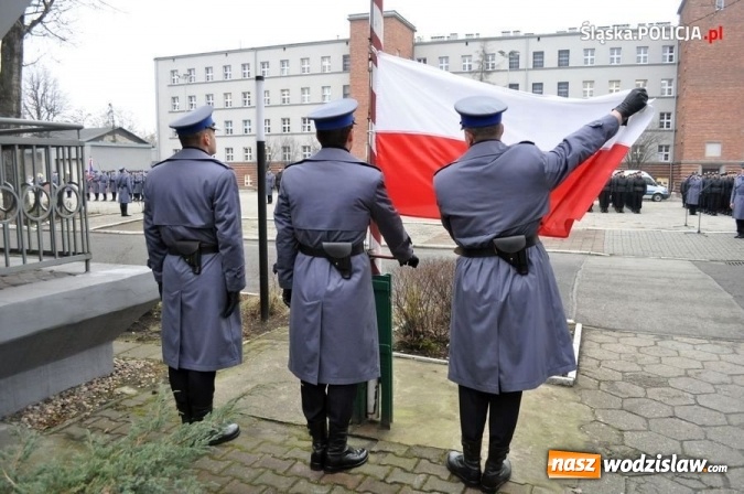 Zdjęcie w galerii na portalu naszwodzislaw.com: Śląski garnizon policji ma 217 nowych stróżów prawa wiadomości z regionu