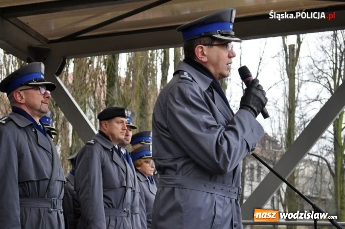 Zdjęcie w galerii na portalu naszwodzislaw.com: Śląski garnizon policji ma 217 nowych stróżów prawa wiadomości z regionu