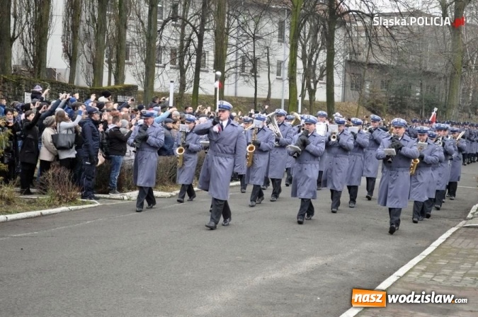 Zdjęcie w galerii na portalu naszwodzislaw.com: Śląski garnizon policji ma 217 nowych stróżów prawa wiadomości z regionu