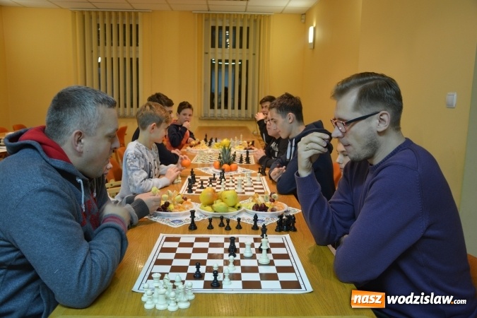 Zdjęcie w galerii na portalu naszwodzislaw.com: Wdrażanie zdrowego trybu życia przy aktywności umysłowej  wiadomości z regionu