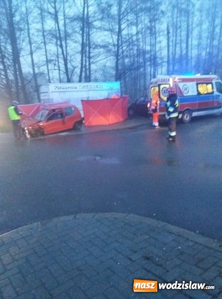 Zdjęcie w galerii na portalu naszwodzislaw.com: Śmiertelny wypadek w Gorzycach. Nie żyje 80-latek  wiadomości z regionu