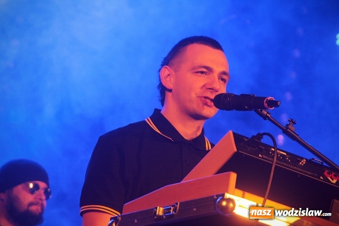 Zdjęcie w galerii na portalu naszwodzislaw.com: Łzy dały czadu! Grupa zagrała dla Oli Hübner  wiadomości z regionu