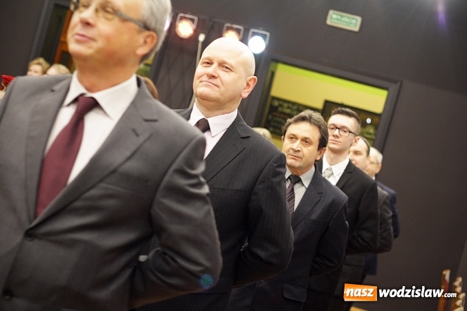 Zdjęcie w galerii na portalu naszwodzislaw.com: Tak na studniówce bawi się ILO  wiadomości z regionu