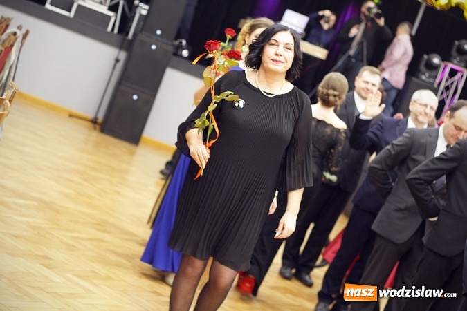 Zdjęcie w galerii na portalu naszwodzislaw.com: Tak na studniówce bawi się ILO  wiadomości z regionu