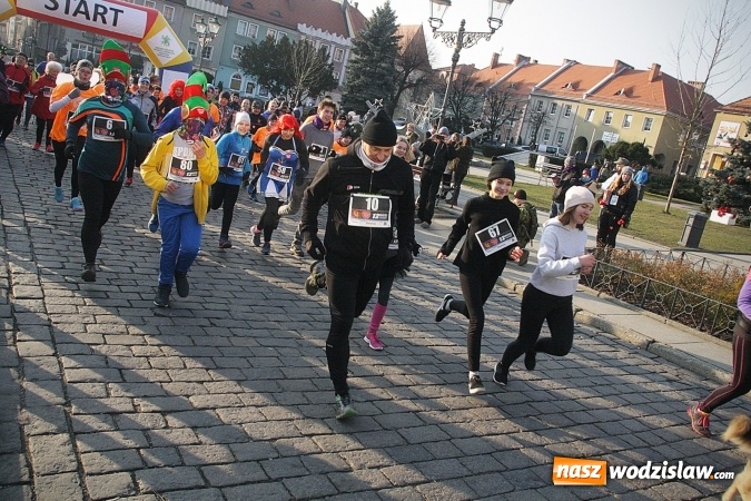 Zdjęcie w galerii na portalu naszwodzislaw.com: WOŚP w Wodzisławiu. Za nami bieg Policz się z cukrzycą i ucz się pierwszej pomocy  wiadomości z regionu