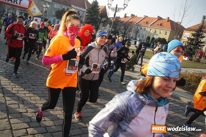 Zdjęcie w galerii na portalu naszwodzislaw.com: WOŚP w Wodzisławiu. Za nami bieg Policz się z cukrzycą i ucz się pierwszej pomocy  wiadomości z regionu